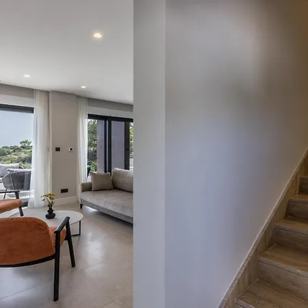 Mare Peljesac - Luxury Seafront Retreat With Infinity Pool