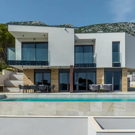 Mare Peljesac - Luxury Seafront Retreat With Infinity Pool Pijavicino