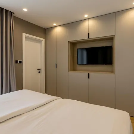 Mare Peljesac - Luxury Seafront Retreat With Infinity Pool *