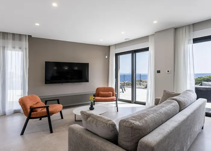 Mare Peljesac - Luxury Seafront Retreat With Infinity Pool *