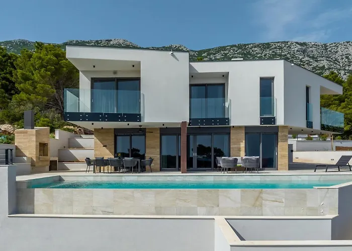 Mare Peljesac - Luxury Seafront Retreat With Infinity Pool Pijavicino