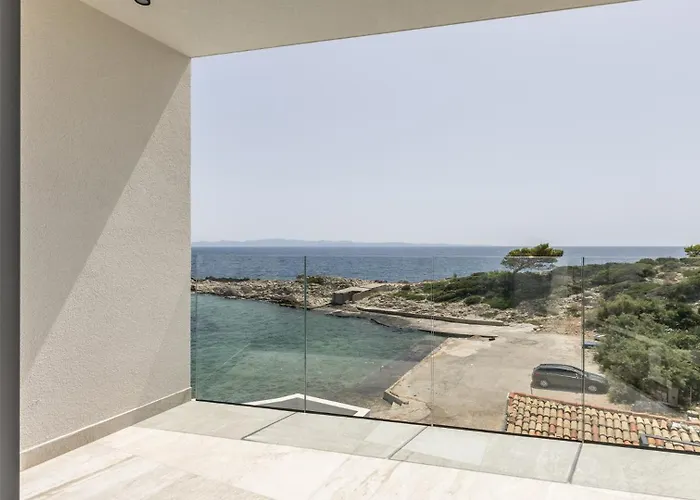 Villa Mare Peljesac - Luxury Seafront Retreat With Infinity Pool Pijavicino