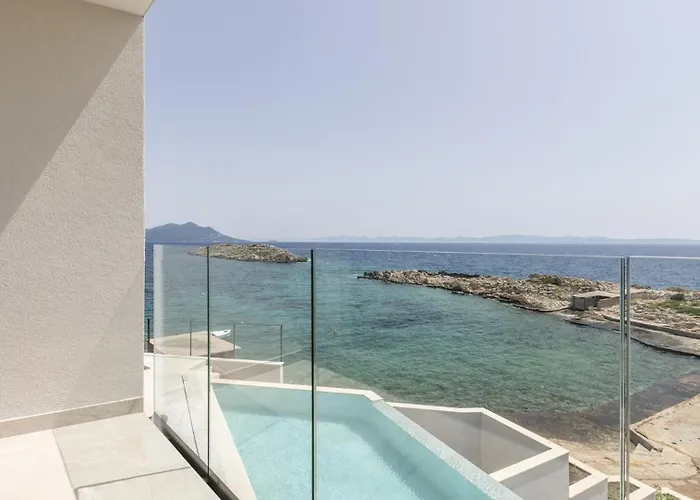 Mare Peljesac - Luxury Seafront Retreat With Infinity Pool Villa *
