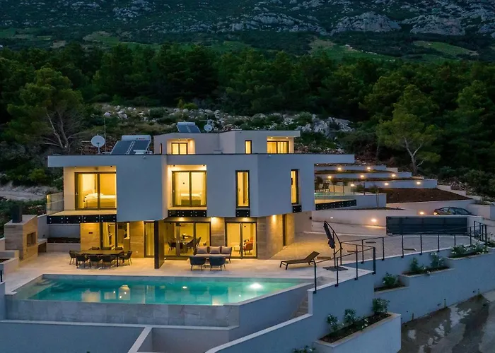 Mare Peljesac - Luxury Seafront Retreat With Infinity Pool Villa