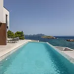 Mare Peljesac - Luxury Seafront Retreat With Infinity Pool Villa *