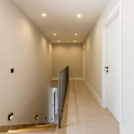 Mare Peljesac - Luxury Seafront Retreat With Infinity Pool Villa Pijavicino