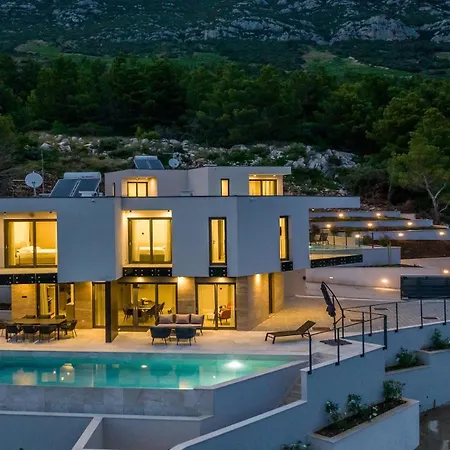 Mare Peljesac - Luxury Seafront Retreat With Infinity Pool Villa